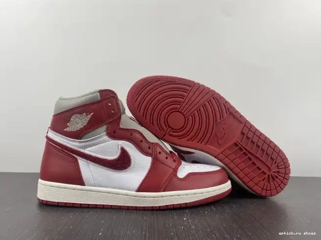 Cheap (W) Chenille OG 1 Newstalgia DJ4891-061 High Jordan 0419
